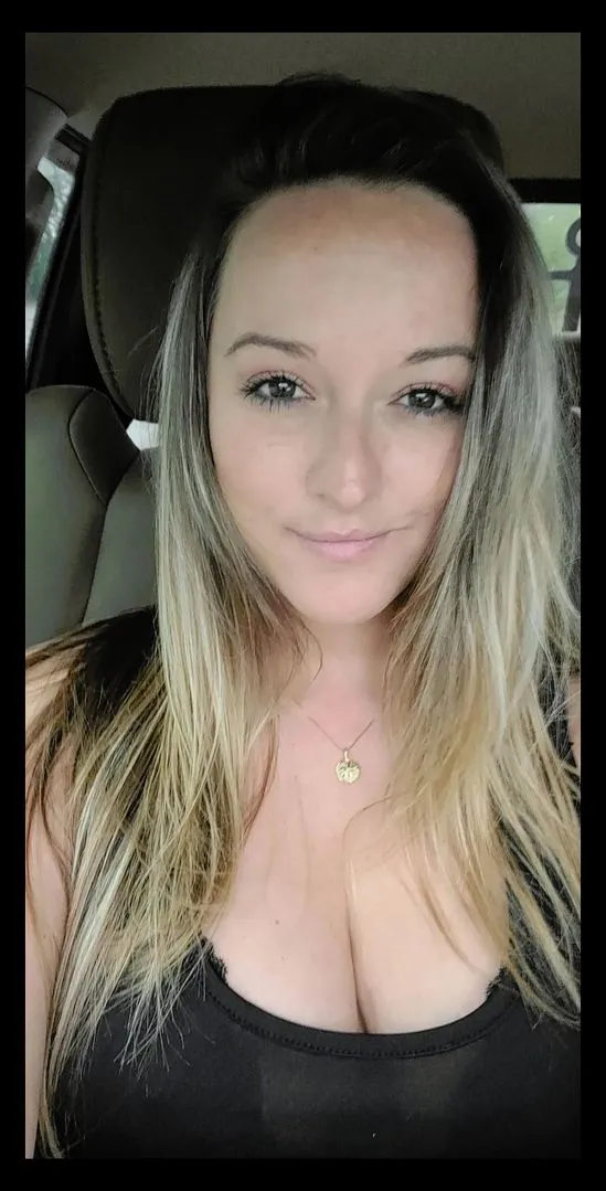 Rania, 22 Jahre — seitensprung in Freiberg am Neckar