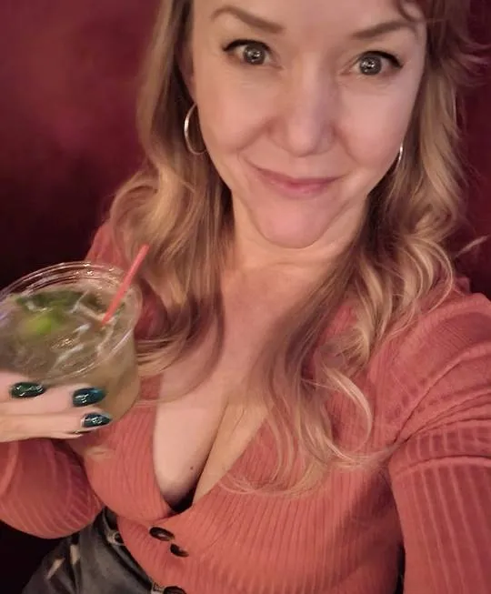 Laura, 28 Jahre — seitensprung in Bremen
