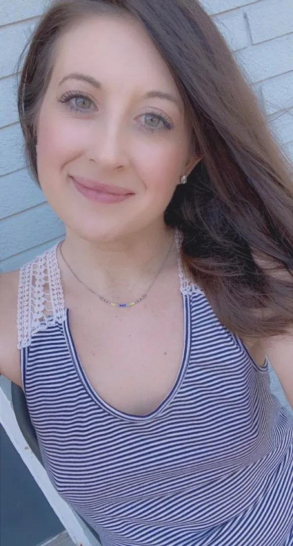 Rania, 22 Jahre — seitensprung in Hamburg